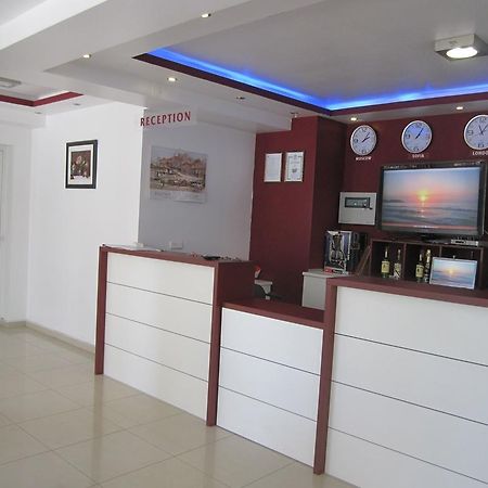 Family Hotel Magnolia Балчик Экстерьер фото
