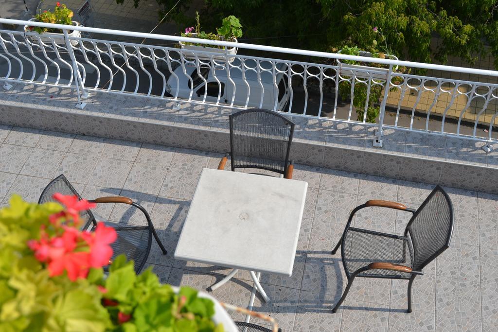 Family Hotel Magnolia Балчик Экстерьер фото