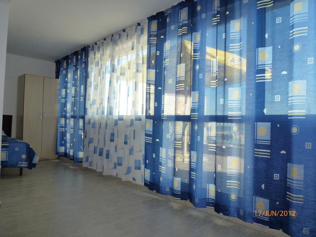 Family Hotel Magnolia Балчик Номер фото