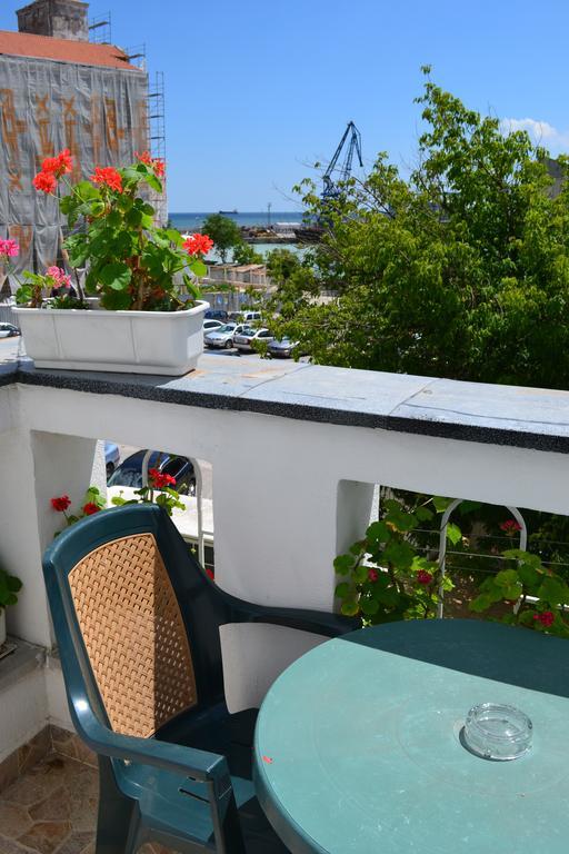 Family Hotel Magnolia Балчик Номер фото